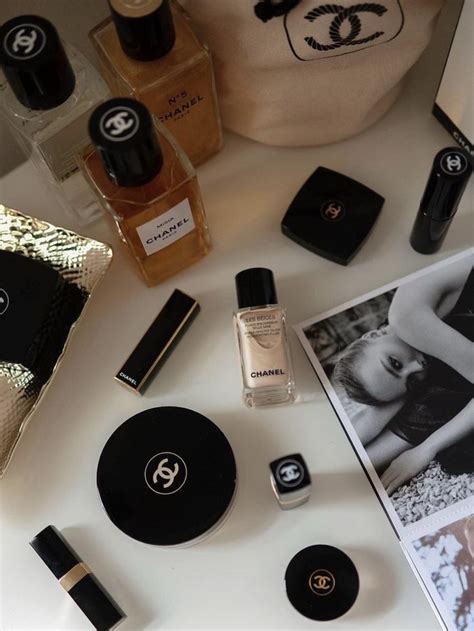 The Very Best Chanel Makeup 